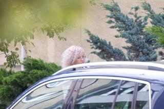 Kotula sama otwiera sobie drzwi