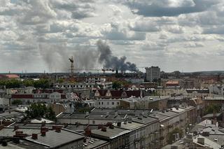 Ogromny pożar w Luboniu. Na miejscu kilkanaście zastępów straży