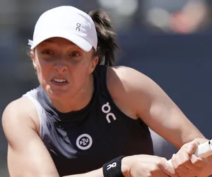 KIEDY gra Iga Świątek mecz dzisiaj Ćwierćfinał Roland Garros Uwaga na godzinę meczu O której gra Iga Świątek - Coco Gauff O której godzinie mecz Świątek dzisiaj w Paryżu 7.06.2023
