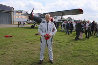 Odlot załogi Romualda Koperskiego na trasie Warszawa - Tokio - Warszawa 