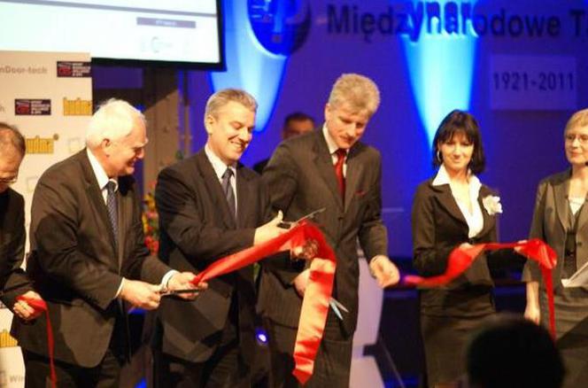 Minister Cezary Grabarczyk otwiera Międzynarodowe Targi Budownictwa BUDMA 2011