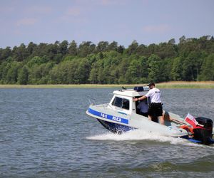 Samolot wpadł do jeziora. Na pokładzie były dwie osoby