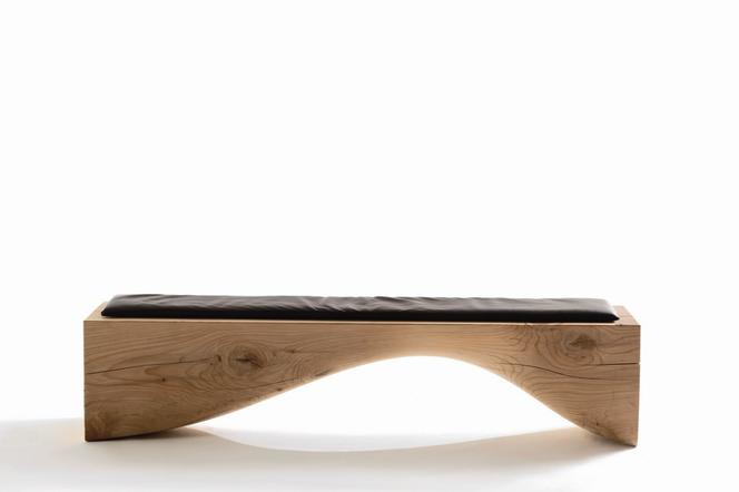 Curve Bench