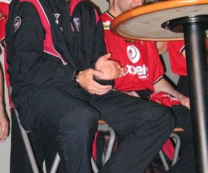 Prezentacja składu drużyny Górnika Zabrze. Tak było w Multikinie w Zabrzu w 2006 roku