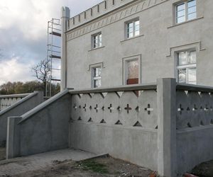  Pałac w Posadzie w trakcie remontu (2022 r.)