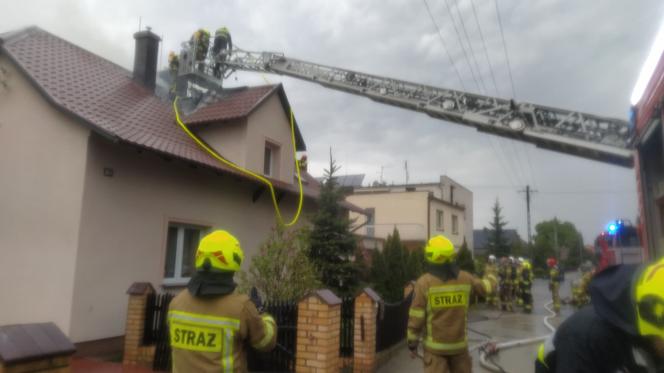 Piorun uderzył w dom jednorodzinny w Dąbczu