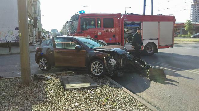 Wypadek w centrum Bydgoszczy! Tworzą się ogromne korki! [ZDJĘCIA]