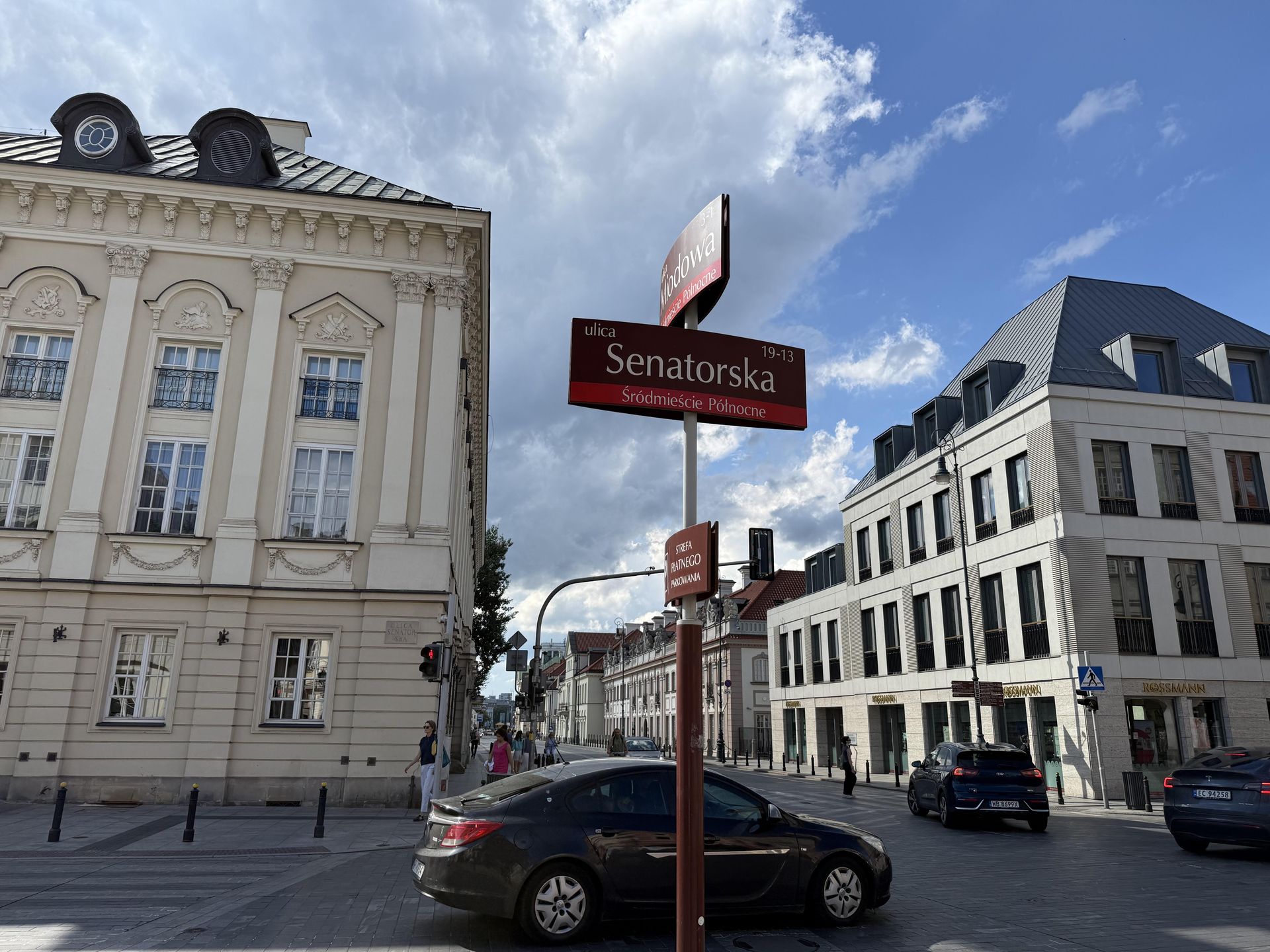 Biurowiec Plac Zamkowy w Warszawie