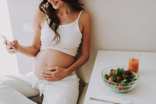 Jak się odżywiać w czasie ciąży i podczas laktacji. Zdrowa dieta dla mamy i maluszka