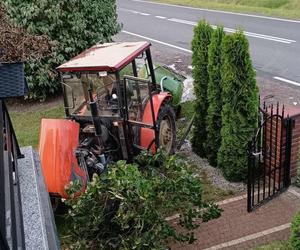 Kierowca tira wjechał w dom jednorodzinny i zginął. Śmiertelny wypadek pod Koninem [ZDJĘCIA]