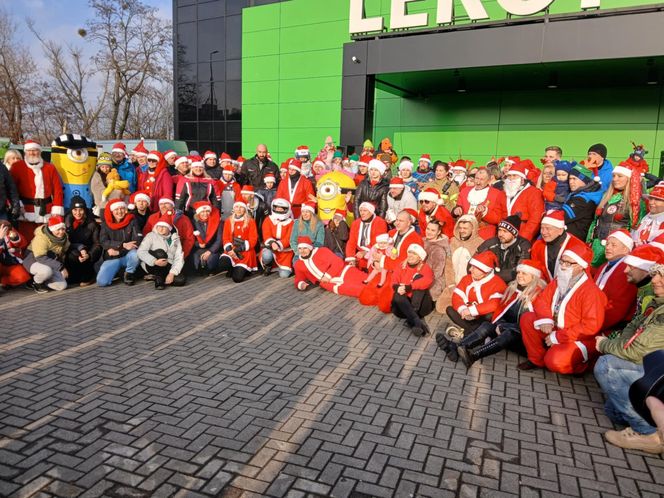 Mikołaje na motocyklach z warkotem przejechali przez miasto. Pognali do chorych dzieci!