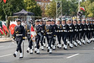 Święto Wojska Polskiego 2025. Defilada w Warszawie i parada morska w Helu