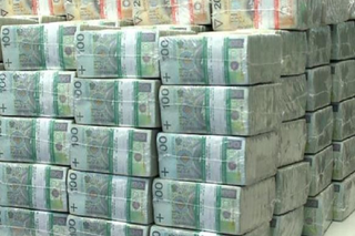 Wrocławianin ukradł z prywatnej spółki prawie cztery miliony złotych! Przelał pieniądze na różne konta bankowe!