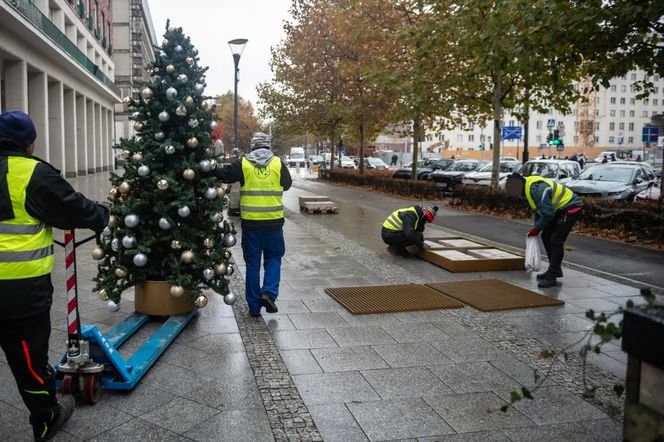 Zima zbliża się wielkimi krokami. Warszawa przygotowuje się na białe święta. „Na początku grudnia”