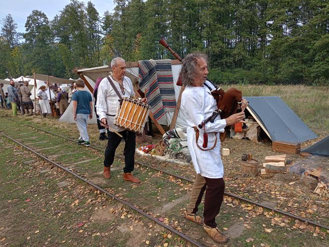 Odbywający się w Mrozach Festyn Archeologiczny to wydarzenie, które z roku na rok przyciąga coraz więcej umieszkańców regionu i turystów