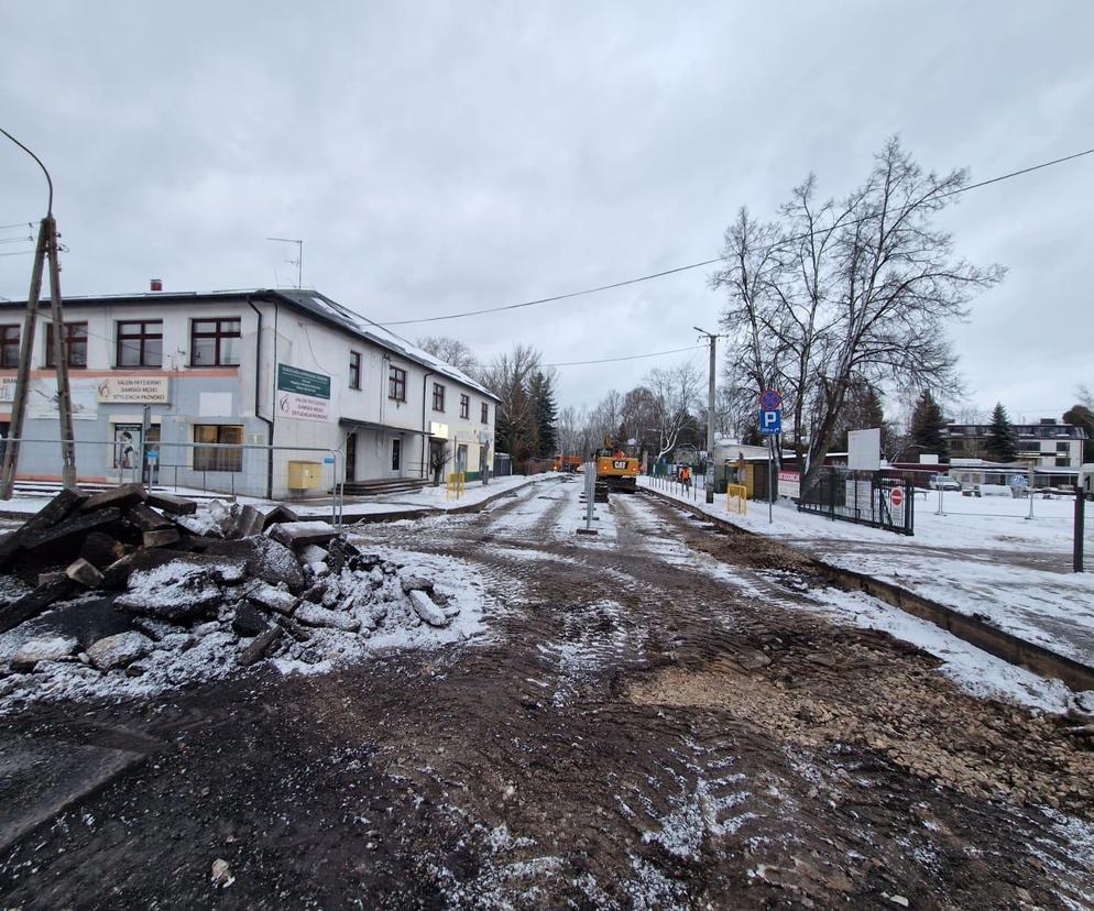 Budowa tunelu pod linią kolejową w Sulejówku już trwa