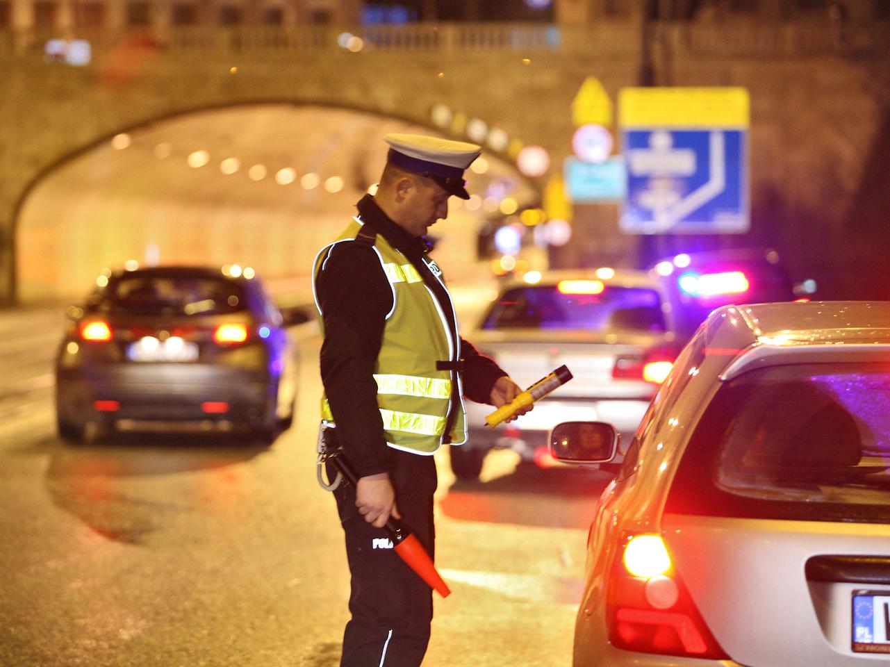 Rzecznik Praw Obywatelskich: Wyrywkowe kontrole trzeźwości nielegalne! Policja: My ratujemy ludzkie życie!