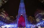 Choinka w nowojorskim Rockefeller Center rozbłysła! Robi ogromne wrażenie [ZDJĘCIA]