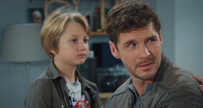 M jak miłość odc. 1850. Kolega Szymka - Maciek (Aleksander Sułek), Marcin (Mikołaj Roznerski) 