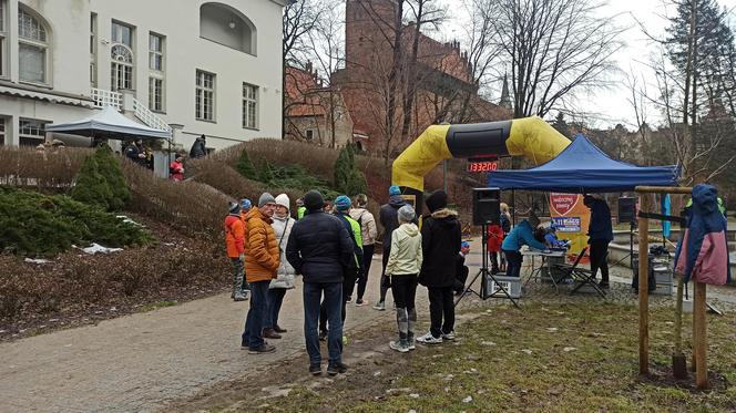 WOŚP w Olsztynie. W Galerii Warmińskiej odbyły się koncerty, pokazy wokalne i inscenizacje walk [ZDJĘCIA]