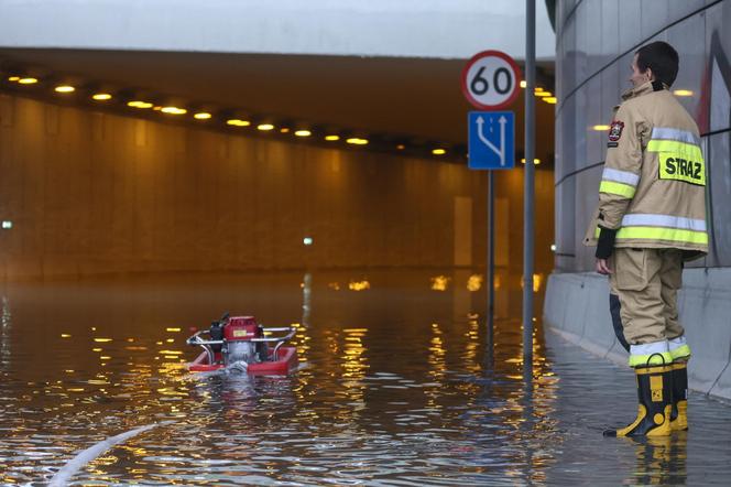 Warszawa zalana po burzy