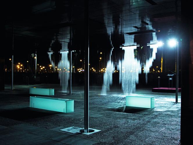 Digital Water Pavilion zrealizowany na expo w Saragossie w 2008 roku, autorzy: CRA, walter nicolino & carlo ratti, konsultacje dotyczące interaktywnej ściany: MIT Media Laboratory/Smart Cities Group