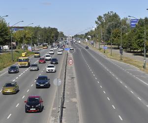 Zarząd Dróg Miejskich wyznacza 10-kilometrowy buspas na ul. Puławskiej. Kierowcy są wściekli!