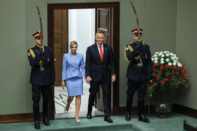 Marta Nawrocka cała na niebiesko zachwyciła w Sejmie  