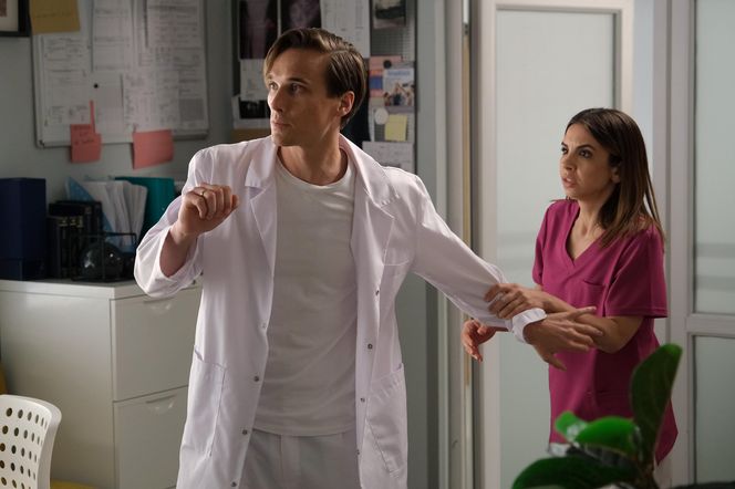 M jak miłość odc. 1891. Aneta (Ilona Janyst), Olek (Maurycy Popiel)