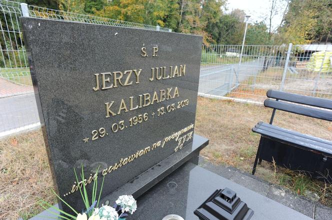 Tak wygląda grób słynnego uwodziciela z czasów PRL, Jerzego Kalibabki