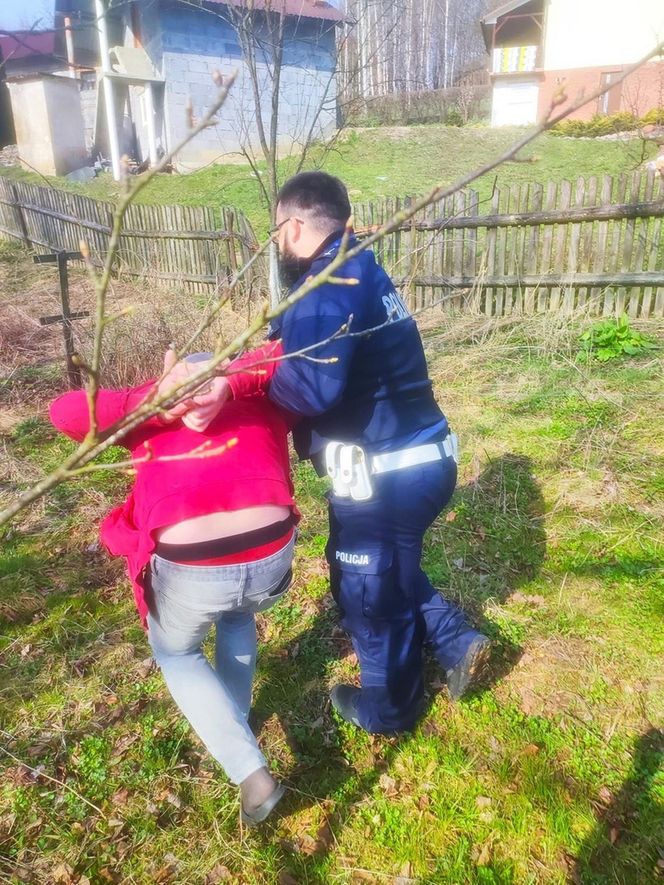  Ucieczka przed policjantami w Sowinie