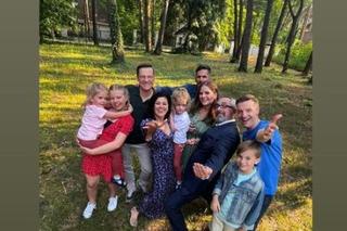 M jak miłość na planie. Kinga (Katarzyna Cichopek), Piotrek (Marcin Mroczek), Anita (Melania Grzesiewicz), Kamil (Marcin Bosak), Werner (Jacek Kopczyński)