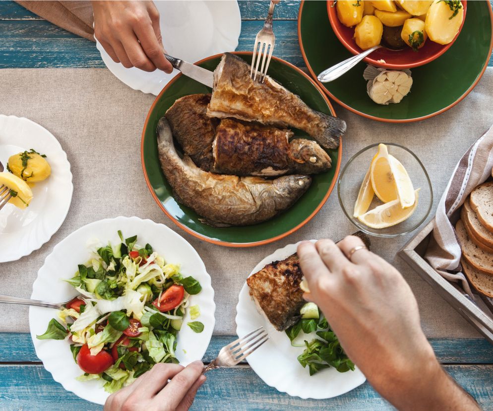 Jaka surówka do ryby? Zobacz 10 przepisów na najlepsze surówki