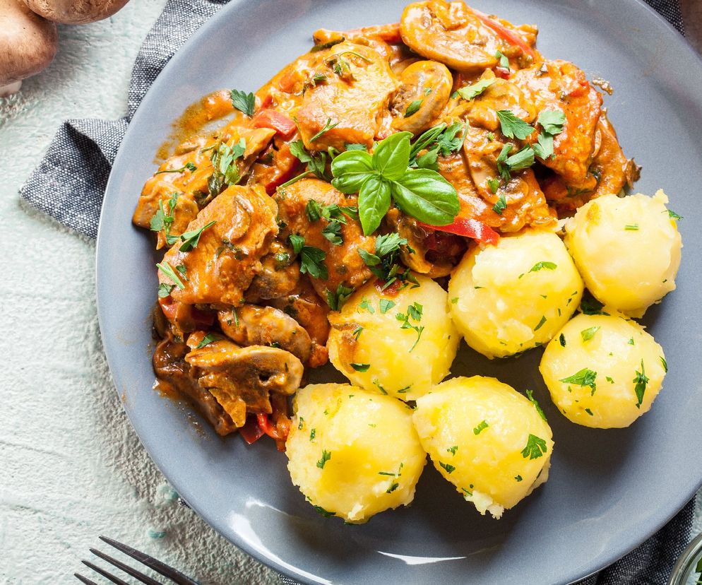 Ragout z indyka -  prosty przepis na indyka z charakterem