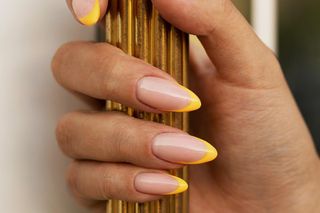 Oto najmodniejsze paznokcie tego lata według AI. Którą opcję wybierzesz? 