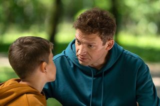 Barwy szczęścia, odcinek 3115: Ksawery zbuntuje się przeciwko Łukaszowi! Wyskoczy z szokującą propozycją po aresztowaniu Kasi