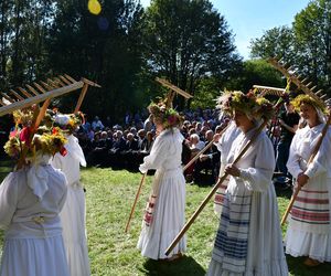 Tłumy na dożynkach w Olsztynku. Zobacz, jak wyglądało tegoroczne święto plonów