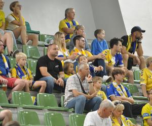 Kibice na meczu Industria Kielce - Grupa Azoty Unia Tarnów w Orlen Superlidze piłkarzy ręcznych. Zobacz zdjęcia