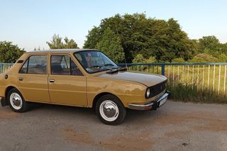 „Nasz majątek poszedł z dymem”. Kolekcja zabytkowych pojazdów spłonęła w kilka chwil