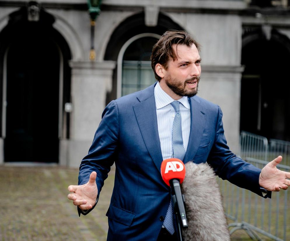 Polityk Thierry Baudet został pobity na uniwersytecie w Gandawie! Jego ugrupowanie zawiesiło kampanię wyborczą