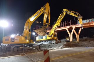 Sobieskiego, Warszawa. Wkrótce rozbiórka ostatniej kładki dla pieszych. Kiedy zniknie kładka przy Kostrzewskiego?