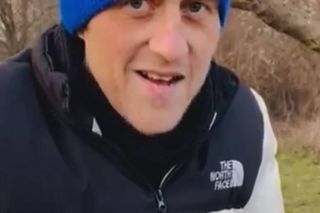 Tomasz Jakubiak ma problemy z poruszaniem się. Nie jest lekko 