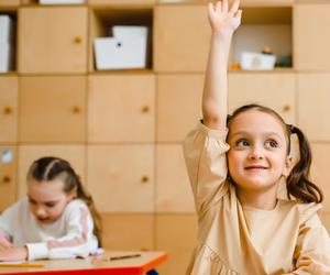 Kiedy zaczyna się nowy semestr? Do kiedy wystawienie ocen 2023? 