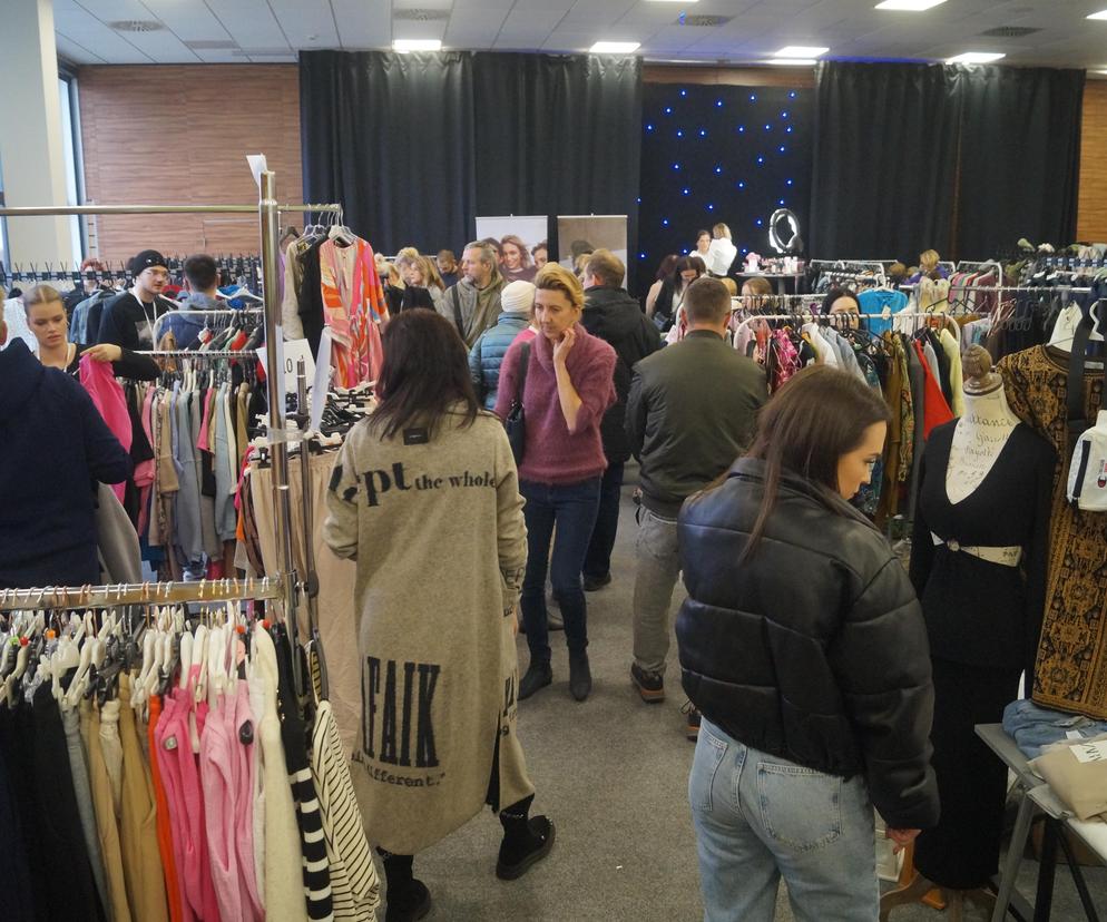 Bydgoski Bazar, czyli pchli targ w BCTW! Tu każdy znalazł coś dla siebie [ZDĘCIA, WIDEO]