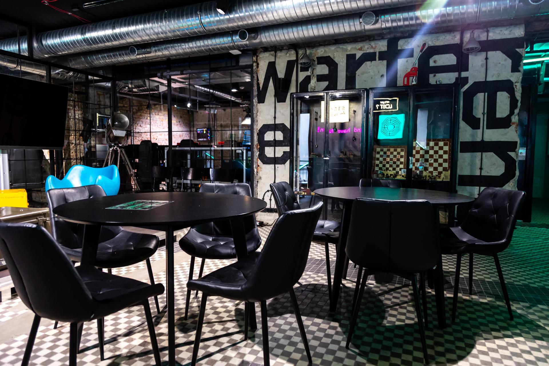 Pub H.4.0.S. Warszawa – wystrój wnętrz