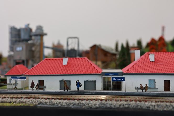 Model Stacji Basznia i jej okolic, który można podziwiać w Galerii Kolejnictwa