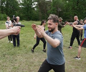 Nasz dziennikarz w wojsku. Sprawdził, czy w jeden dzień może się tego nauczyć