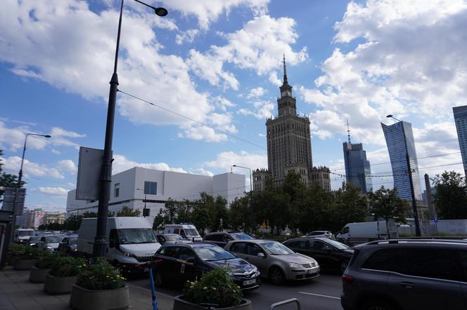 Zamknięty tunel pod Marszałkowską powoduje korki w centrum stolicy 