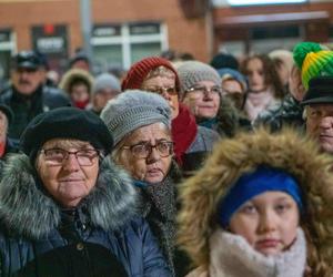 Uroczystości rocznicowe odbyły się w Kościele pw. Przemienienia Pańskiego i pod Pomnikiem Pamięci Powstańców Styczniowych na Placu Narutowicza