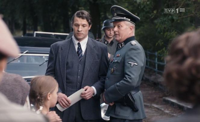 Wojenne dziewczyny 4 odc. 46. Karl Meier (Maciej Brzoska), sturmbahnfuhrer Kruger (Michael Schiller)
